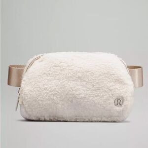 Crème Lululemon Fanny pack